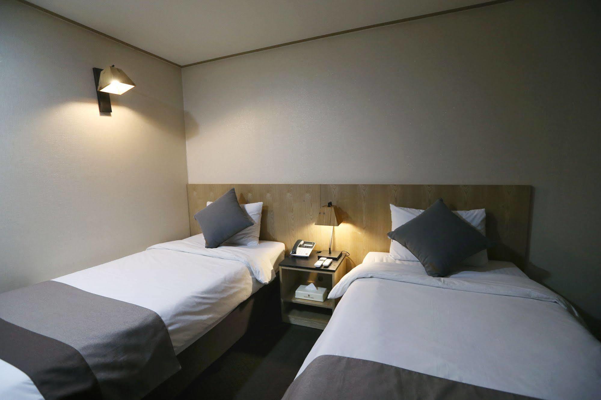 Golden City Hotel Dongdaemun Seúl Exterior foto